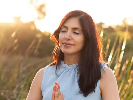 The Meditation Every Parent Needs To Calm An Anxious Child