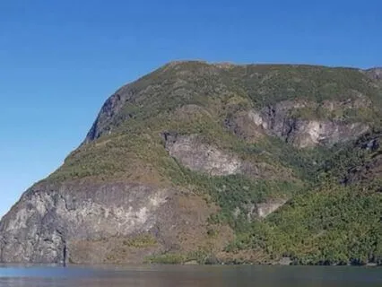 The Mountain Meditation