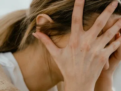 The Negative Emotional Warfare Of Self-Gaslighting