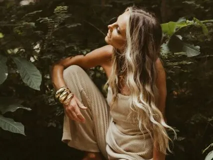 The Pause Within The Pause: A Meditation For Perimenopause