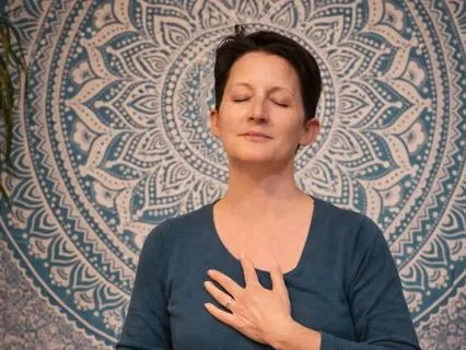 The Power of Humming – Short Nervous System Reset