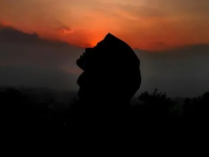 Let Go, Be Present, Set Yourself Free