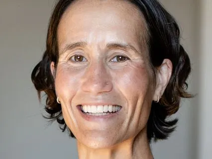 The Quiet Between Things: A 5-Minute Softening Meditation