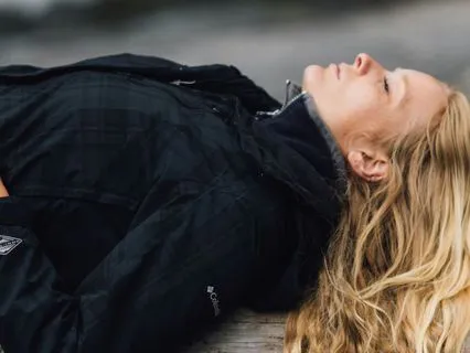 The Sacred Pause: Grounding & Grace For The Holiday Season