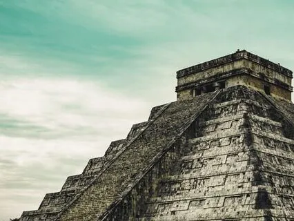 The Secret Well Of Chichén Itzá: Bedtime Tale