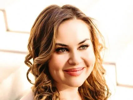 The Signal Of A Gap In Love