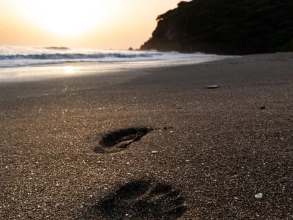 The Silence Between Thoughts