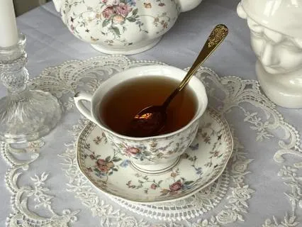 The Tea Laboratory: A Morning Mindfulness Story