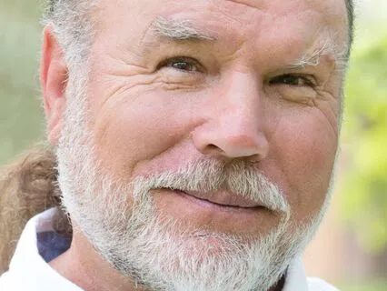 The Wisdom To Walk Away From A Noisy Mind GF Live 8-16-25