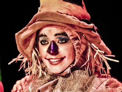 The Wizard Of Oz. 9 & 10: The Queen Of The Field Mice