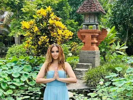 The Yamas & Niyamas - Simple Yogic Philosophy