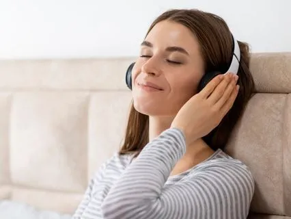 Third Trimester Pregnancy Meditation: Soothing & Calming