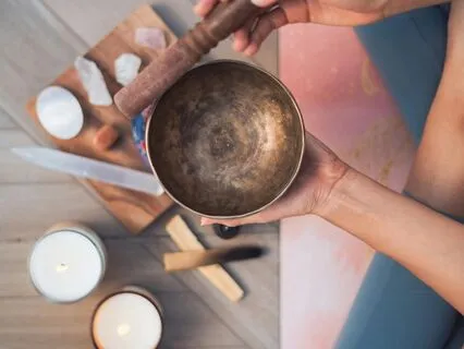 Throat Chakra Singing Bowl Healing - Speak Your Truth