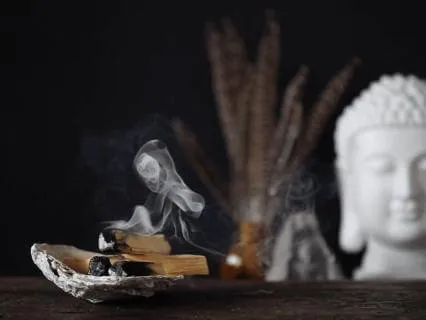 Tibetan Bowls For Deep Relaxation – Buddha And Incense