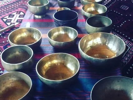Tibetan Bowls, With Binaural Beats & Isochronic Tones At 528hz