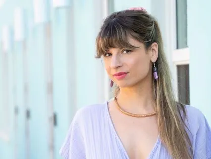 Tiny Triumphs, Big Changes: Your Path To Miracles Today