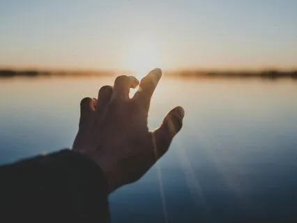 Towards The Light: An Advent Journey - Day 2 Hope Renewed