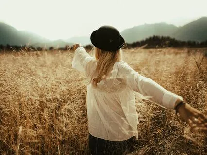 Tranquil Guitar: Serene And Gentle Tones