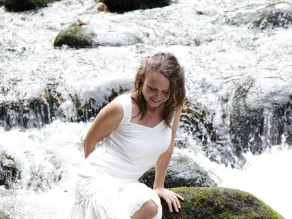 Travelling One (Live)