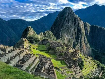 Trillas de Peregrinación – Melodías Para El Viaje Interior