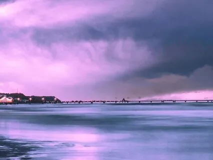 Unlock Your Money Dreams – Attract Miracles And Abundance