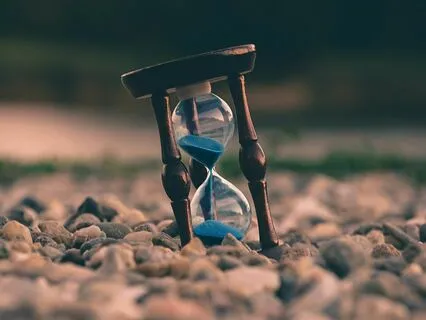 Master Your Hour: A Stoic Blueprint For Quick Productivity