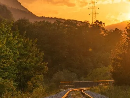 Unravelling The Red Thread: Bedtime Tale