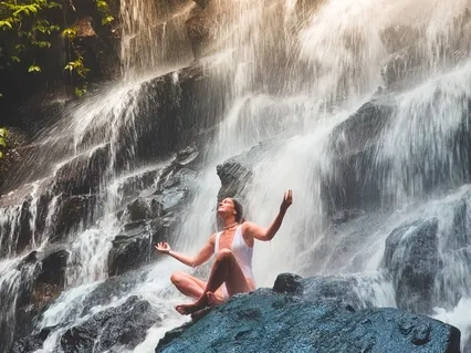 Утро. Наблюдение за Дыханием и Наполнение Энергией Жизни