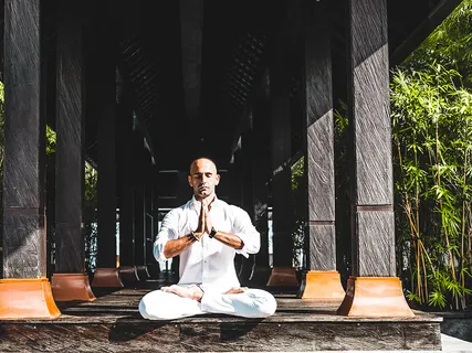 Vipassana Meditation: Day 0 - Evening Discourse