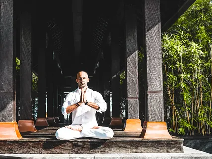 Vipassana Meditation: Day 1 - Morning Discourse