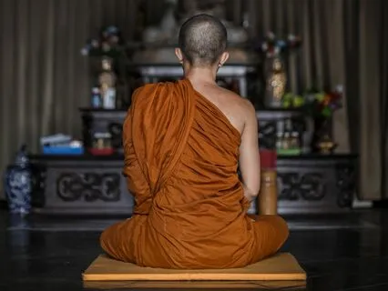 Vipassana Morning Retreat 4 - Kinhin (Walking Meditation)