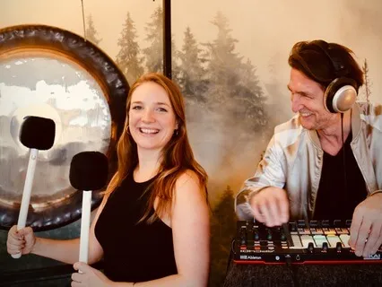 Vision / Fire Gong meets Neuro Electronic Sound Bath