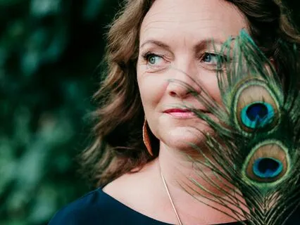 Visualization Meditation For Accepting Thoughts And Feelings