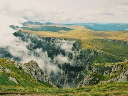 Viveka Is A Potent Weapon To Succeed In Mindfulness