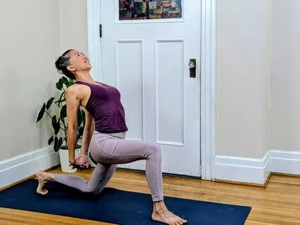 Wake Up Feeling Fresh With 20-Minute Morning Yoga
