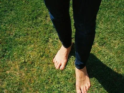 Walk Barefoot In The Grass — Instantly Feel Grounded & Calm