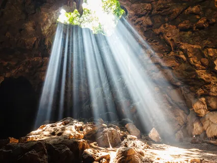 Wandering The Ancient Earth