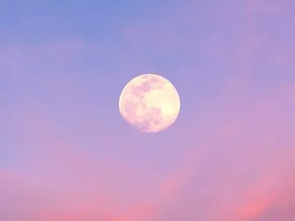 Waning Crescent Meditation: Rest, Reset, And Gratitude