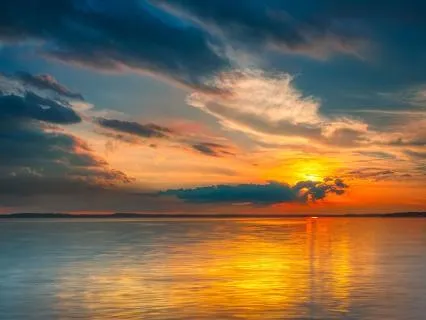 Water Element & Sacral Chakra: Emotional Balance & Flow
