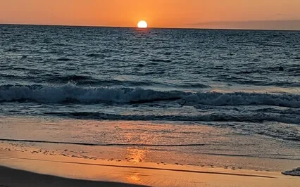 Waves- Maui, Hawaii