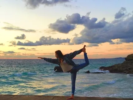 Waves Meditation For Presence & Stillness