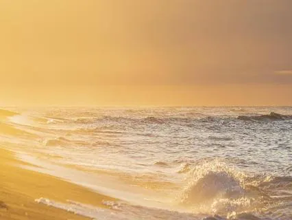 Waves Of Peace: Healing Visualization With Affirmations