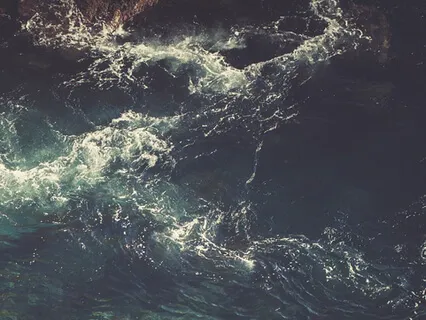 Waves Sound: The Black Sea Symphony