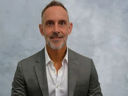 What Change Feels Like - L,L,&L W/ Glenn Ambrose