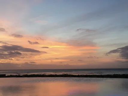 White Noise With Enhanced Frequencies 