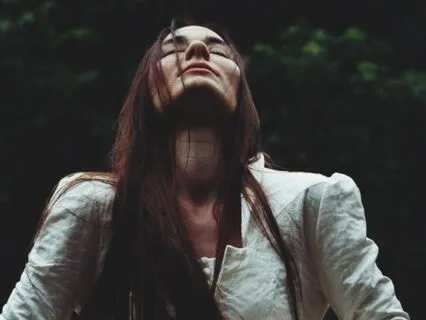 Who Am I - Voice Healing Music (Live)