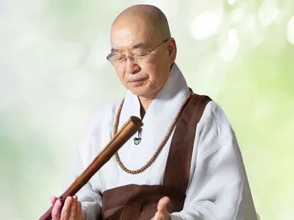 Why Do My Shoulders Hurt Only During Evening Meditation?