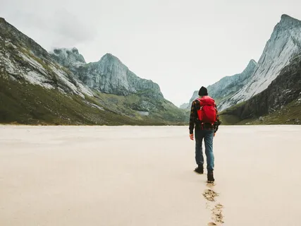 Wisdom Bits Talk: Ten Ideas To Survive Social Distancing, Lockdown & Feelings Of Isolation