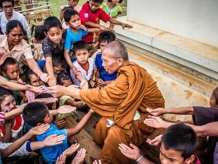 Wisdom Pills: Insightful Deeds