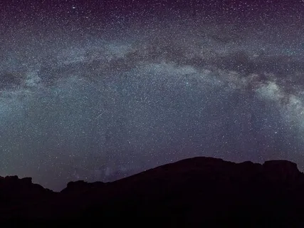 Wisdom Resonance: Stillness Beckons